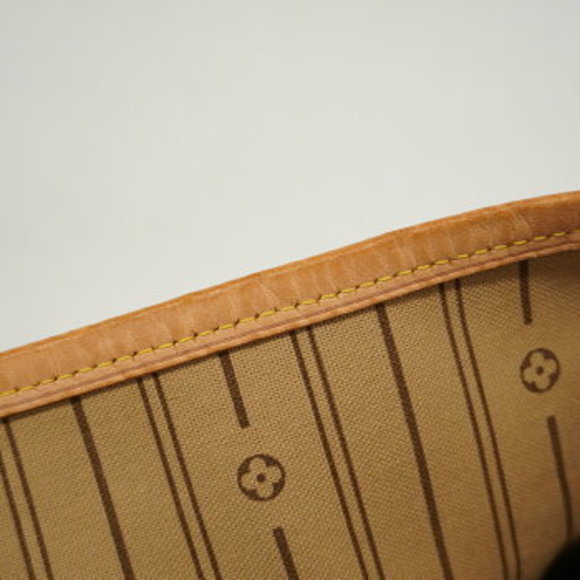 Louis Vuitton Monogram Delightful PM Shoulder Bag - Picture 10 of 11